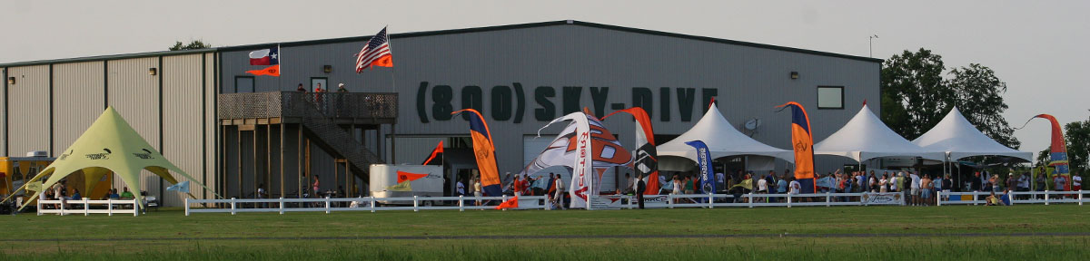 Skydive Spaceland Houston Facilities