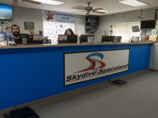 Skydive Spaceland San Marcos: Office Skydive Spaceland San Marcos: Office